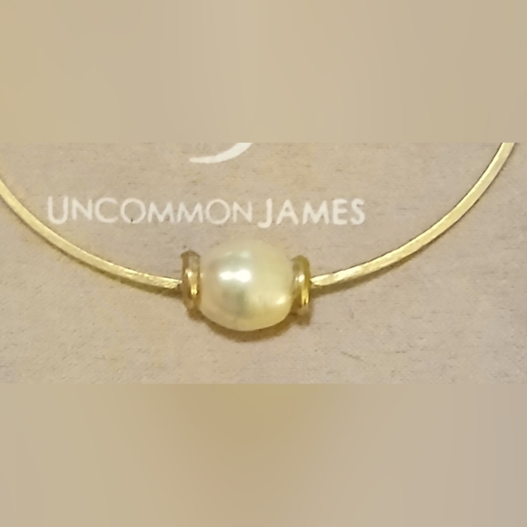 Uncommon James Gold Bracelet with Axyoa White Pearl - Picture 2 of 4